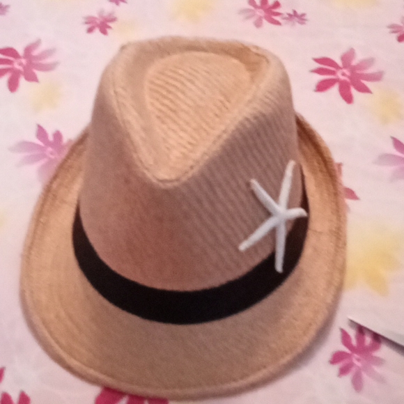 Hat - Picture 4 of 4